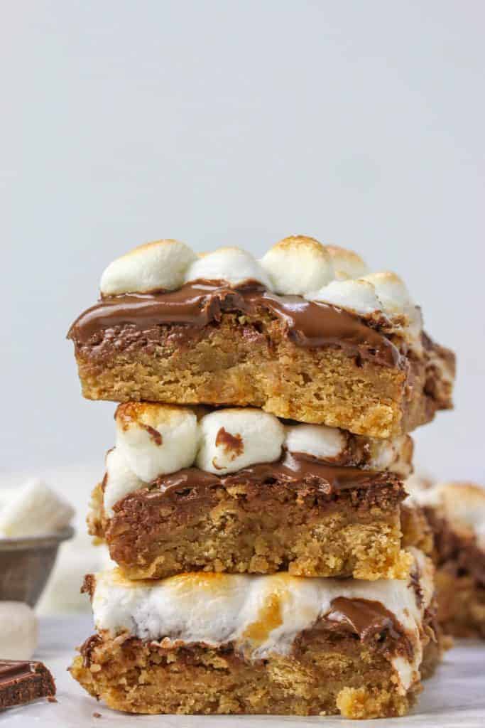 The BEST S'mores Bars Recipe (Quick And Easy Dessert!)