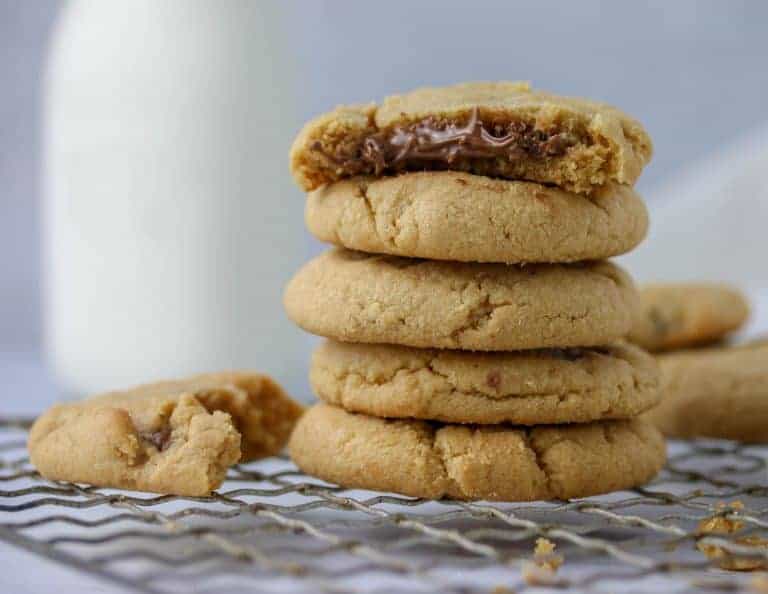 Nutella Stuffed Peanut Butter Cookies