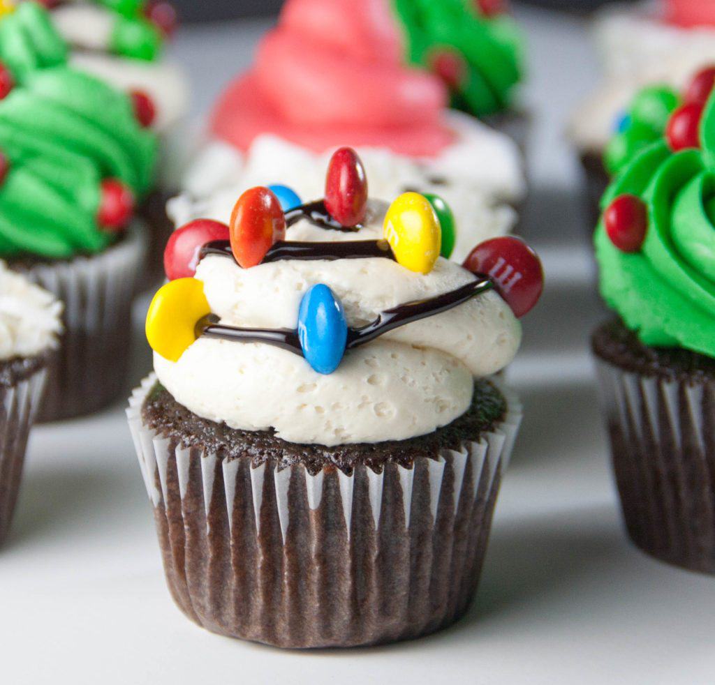 How To Make Holiday Cupcakes