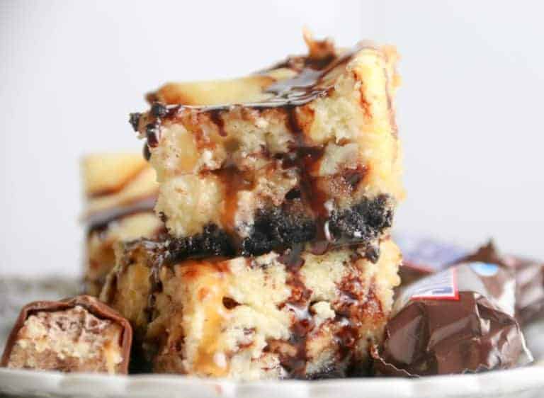 Snickers Cheesecake Bars