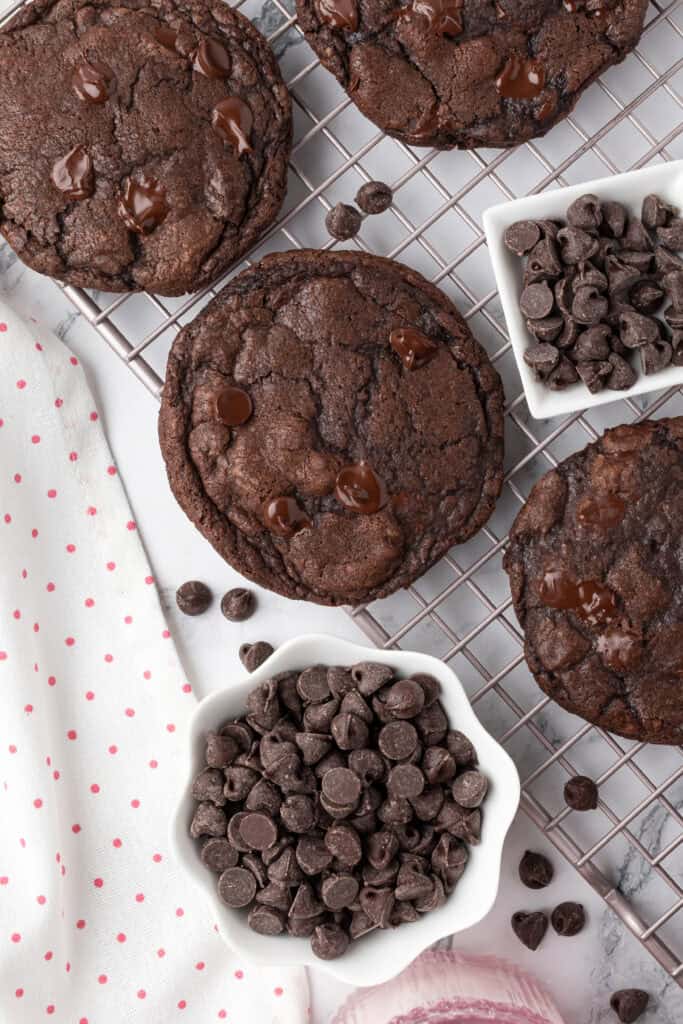cookies baked on a wire rack