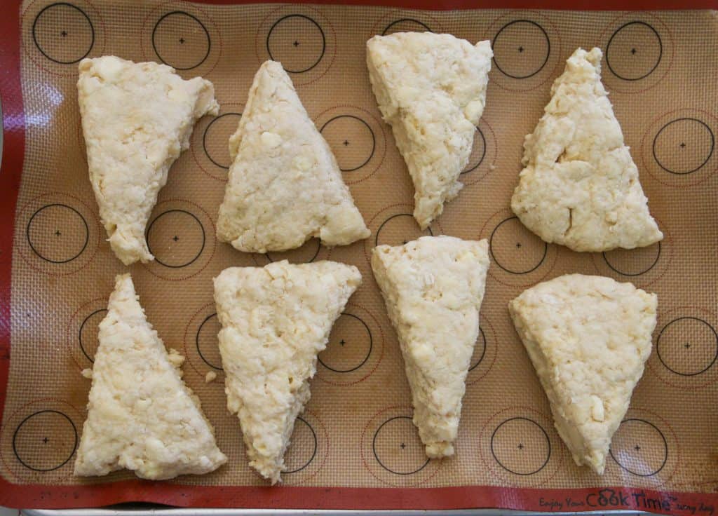8 scone wedges on a baking sheet