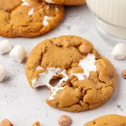 fluffernutter cookie pulled apart