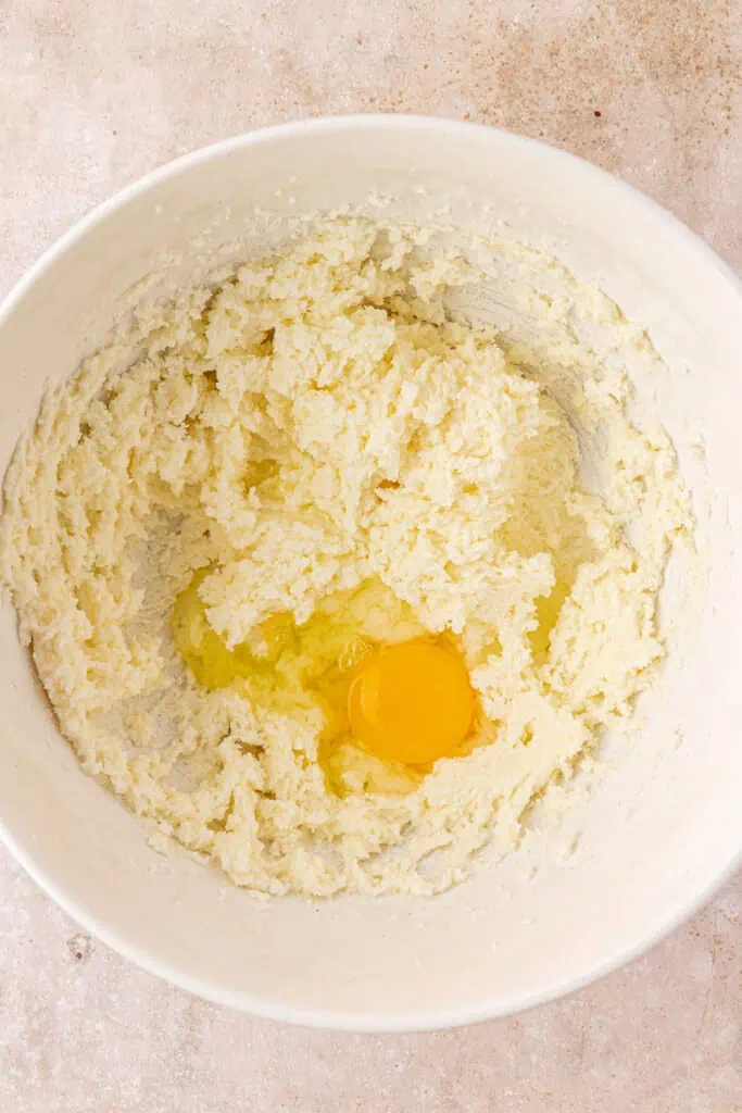 egg added to cake batter