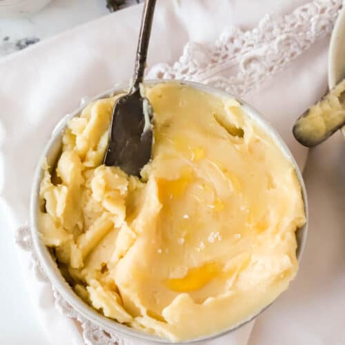 Easy Honey Butter Recipe (Only 3 Ingredients!)
