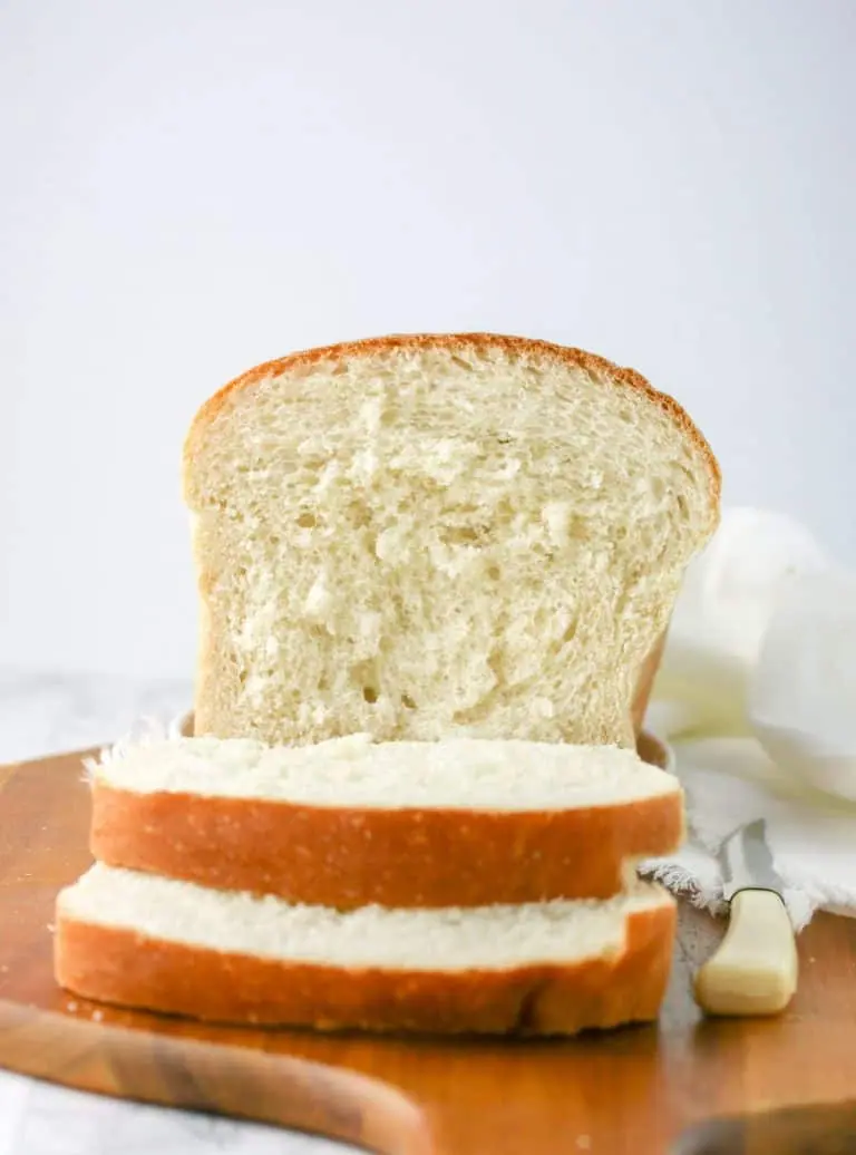 loaf of baked sandwich bread sliced