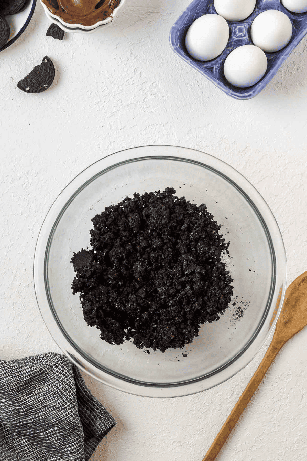 bowl of Oreo cookie crumb mixture