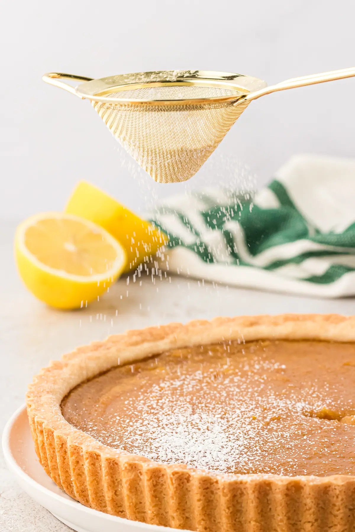 powdered sugar dusted over top of treacle tart