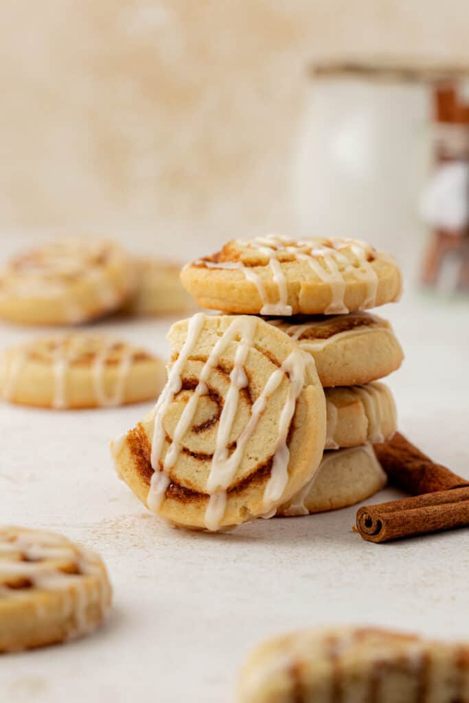 a stack of cinnamon roll cookies