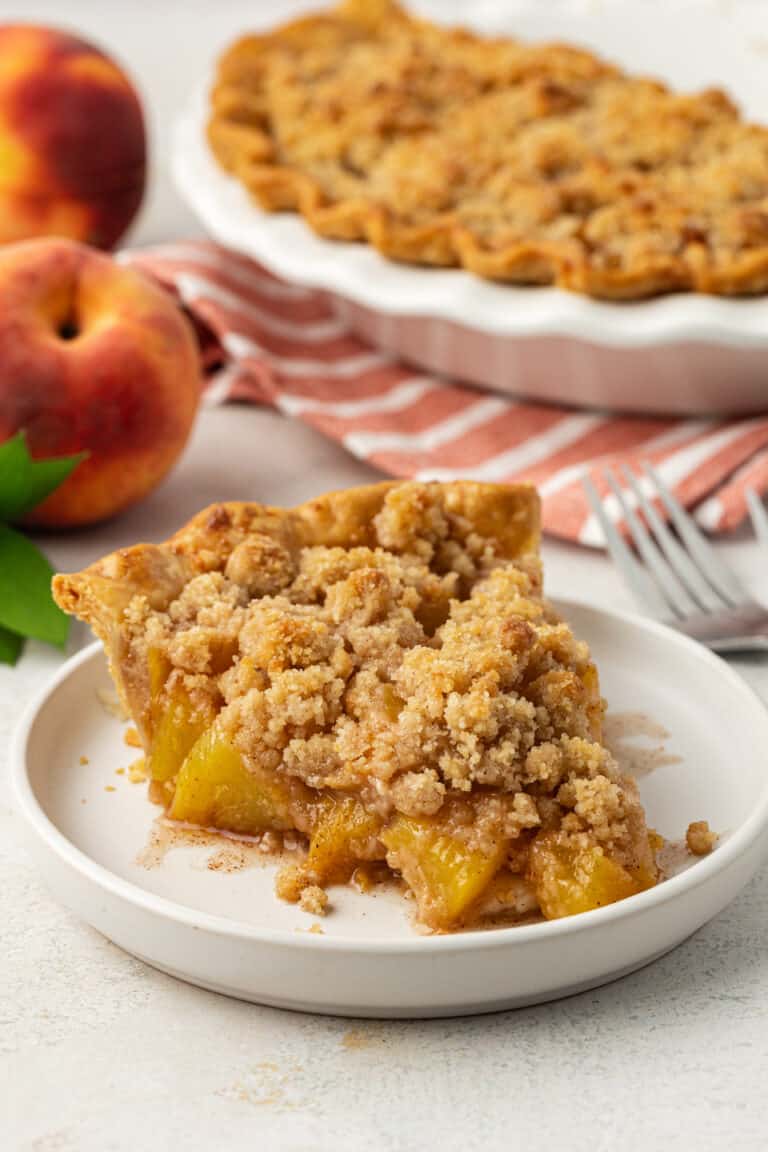 Peach Crumble Pie