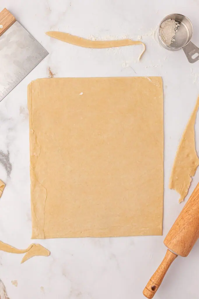 pie crust rolled out into a rectangle