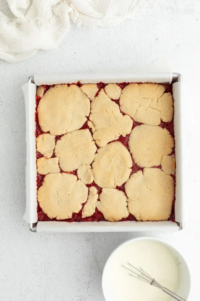 baked strawberry bars in a square pan