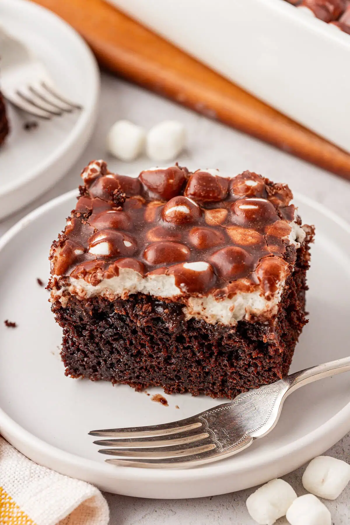 slice of mississippi mud cake on a plate