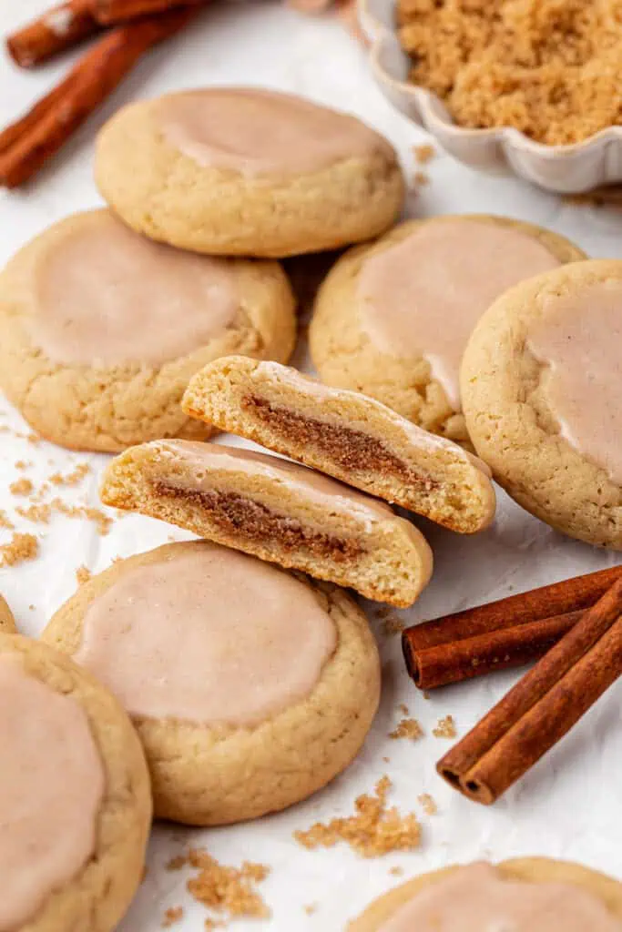 a bunch of brown sugar pop tart cookies