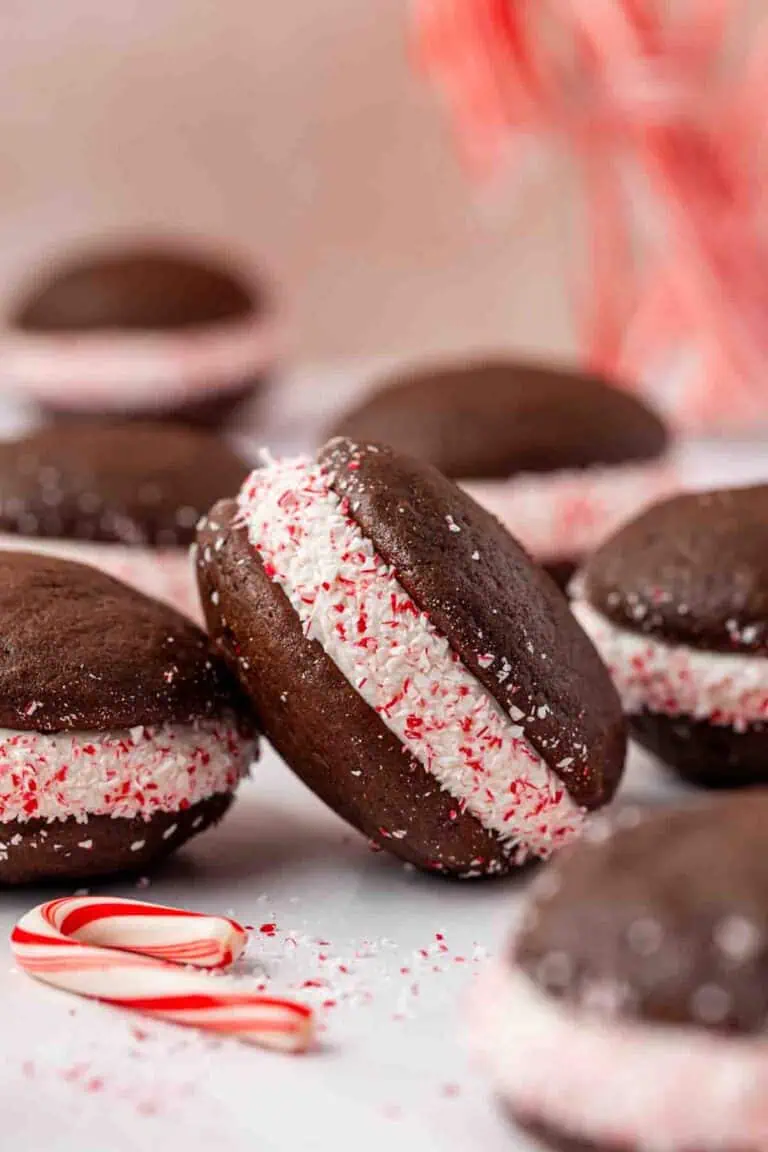 Chocolate Peppermint Whoopie Pies