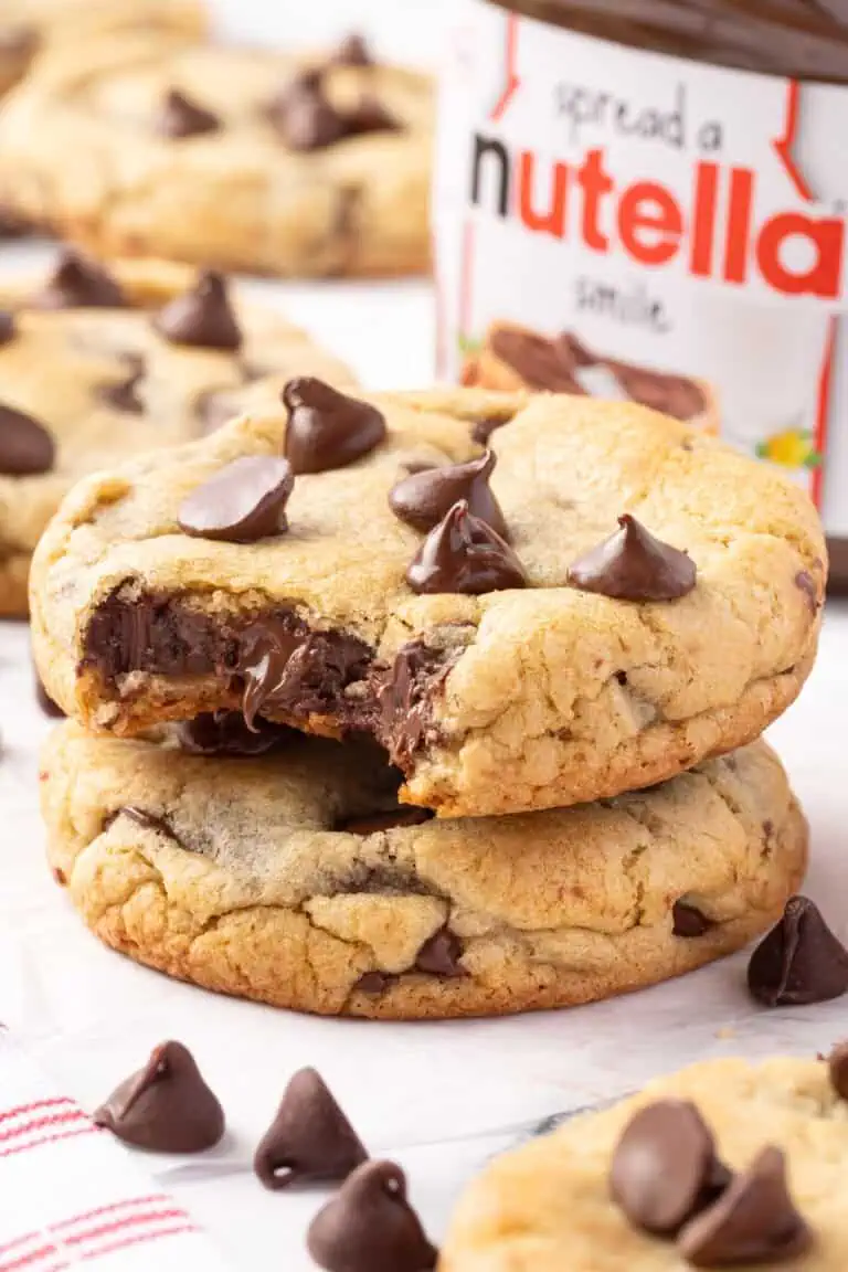 Nutella Stuffed Cookies