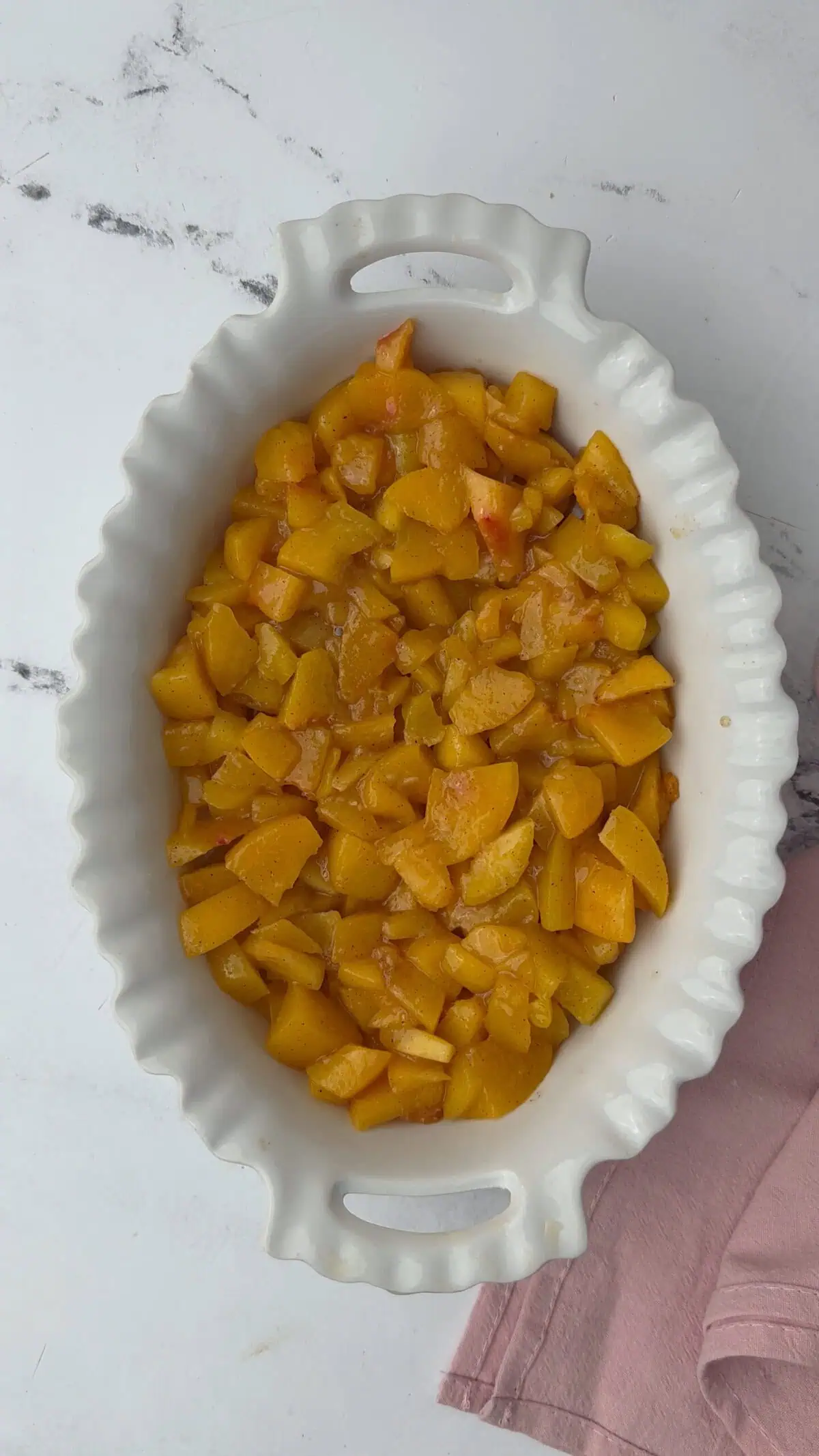 peach filling in a dish