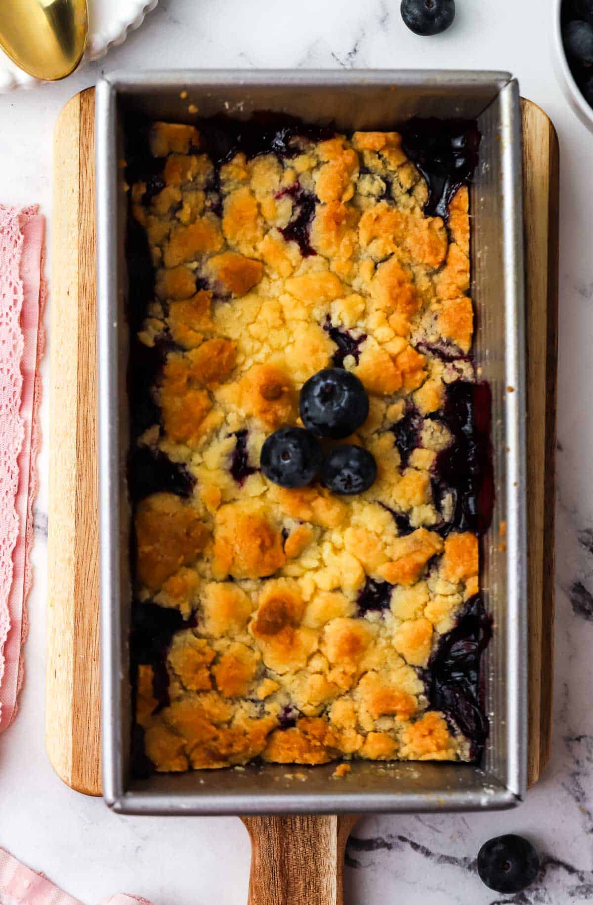 blueberry crumble baked in a loaf pan